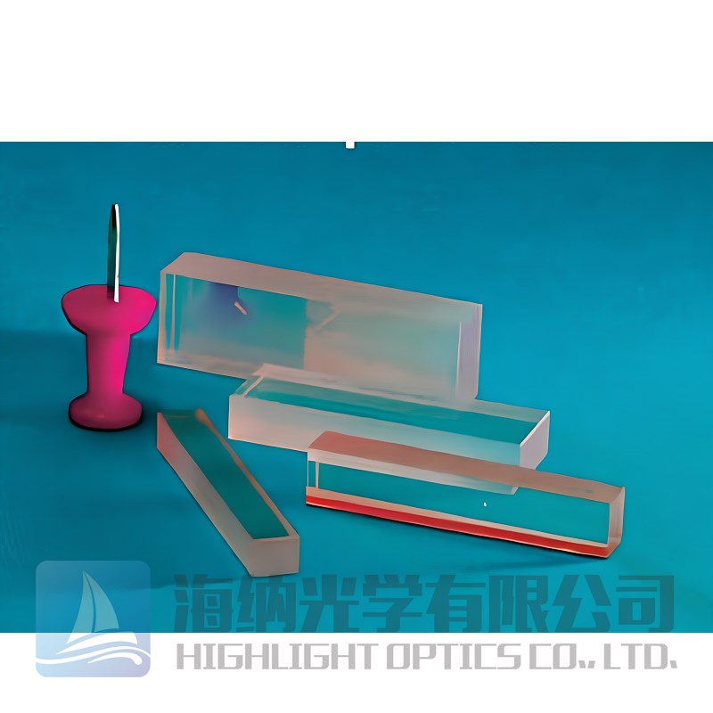 横向啁啾布拉格光栅